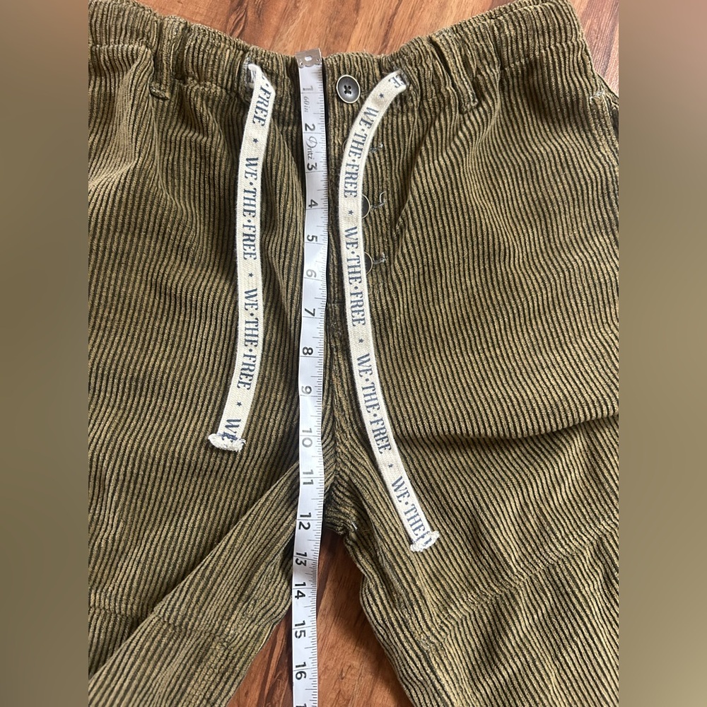 Free People We The Free Roscoe Cord Pull On Pants Color Bermuda Size XS - Picture 13 of 13